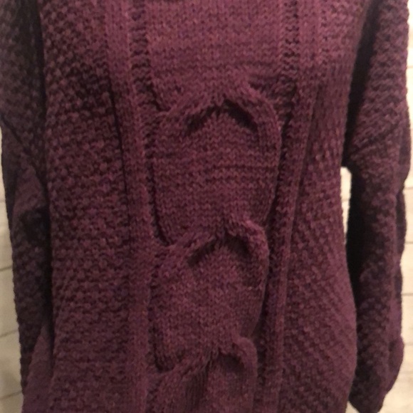 Seven 7 Plush Super Chunky Oversized Cable Knit Turtleneck Cowl Sweater-Size Med - Picture 4 of 6